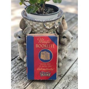 Vintage 50s Magic Booklite Reading Light